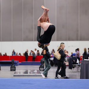 Meet your Posher, Danica